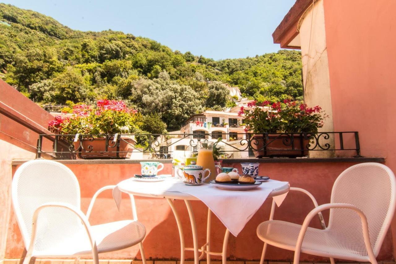 B&B Sotto Un Tetto Cetara Ngoại thất bức ảnh